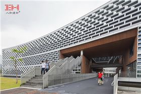 造型鋁單板、格柵、金屬拉伸板-南方科技大學讀書館08.jpg