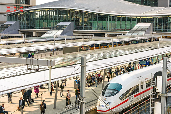 火車站建筑設(shè)計鑒賞04.jpg 火車站建筑設(shè)計鑒賞04.jpg