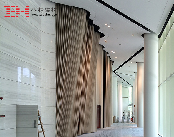 鋁單板廠家只有與眾不同才能獨(dú)樹(shù)一幟